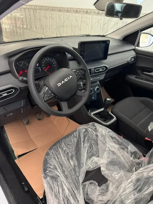 Dacia Logen 2025 Extrême