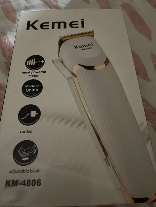 Tondeuse électrique pour homme jamais utilisé 