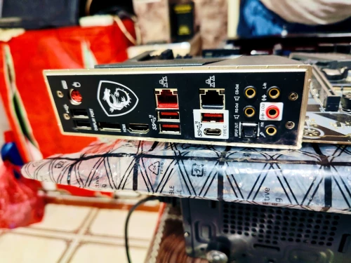 INTEL MSI Z390 MAG TOMAHAWK