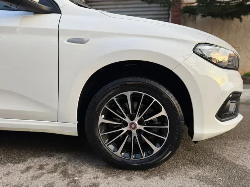 Fiat Tipo Sedan 2024 City plus Boite automatique 24.000km