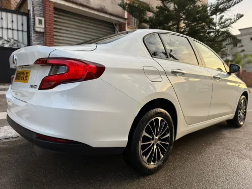 Fiat Tipo Sedan 2024 City plus Boite automatique