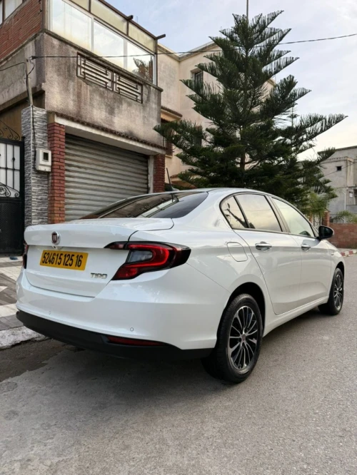 Fiat Tipo Sedan 2025 