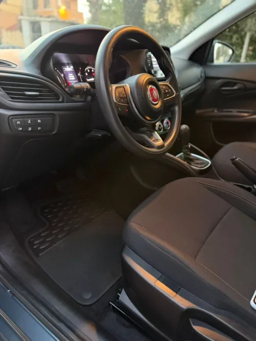 Fiat Tipo Sedan 2023 City plus Boite automatique 32.000km