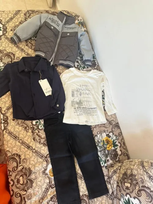 Ensemble enfant fille et garçon