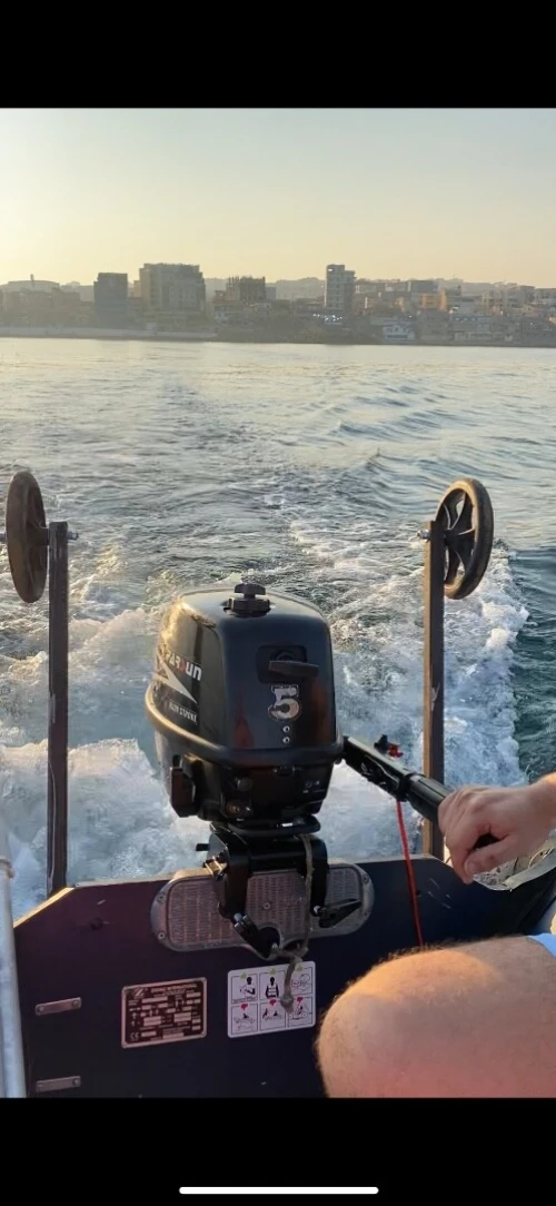 Zodiac 3.10m +moteur Parsun 5cv+ remorque