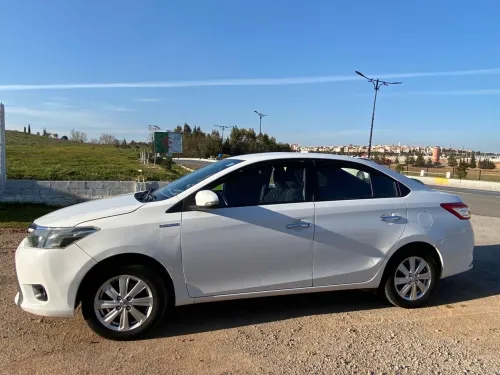 Toyota Yaris Sedan 2016 Executive