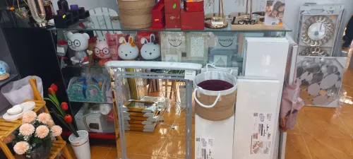 Boutique de décorations et cadeaux a vendre