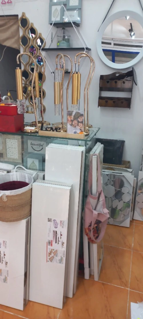 Boutique de décorations et cadeaux a vendre