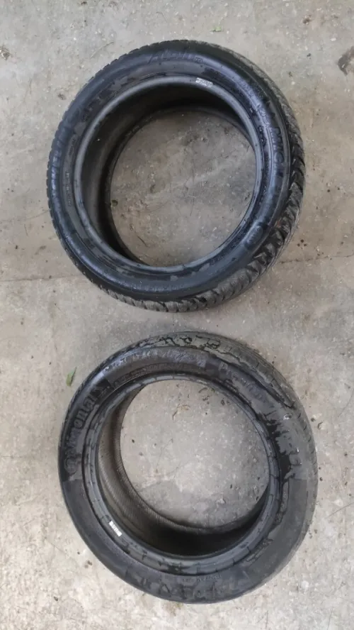 Pneus 225/50 R17 Michelin et Continental bonne état caba Europe
