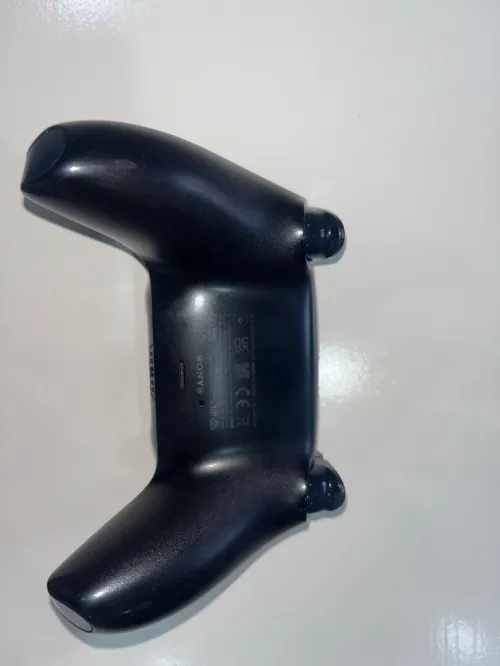 Deux manettes ps5 très bonne état avec boîte originale