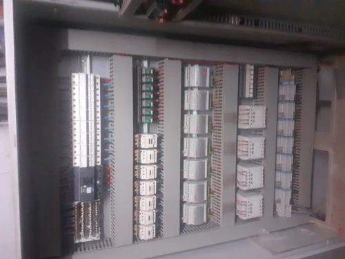 Technicien machine industries montage de montage 