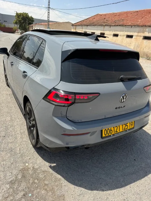 Volkswagen Golf 8 2025 R Black Edition 