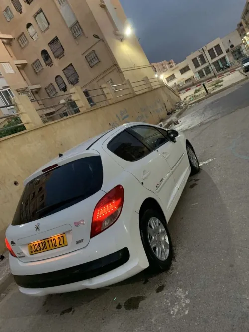 Peugeot 207 2012 207