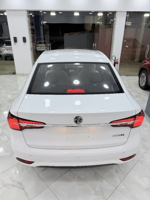 MG MG5 2026 