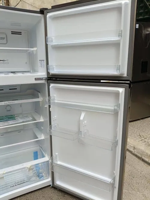 Hisense RT49 INOX NO-FROST INVERTER 10 ans de garantie sur le compresseur livraison gratuite