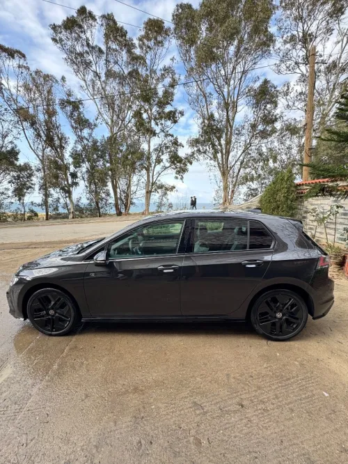 Volkswagen Golf 8 2025 R