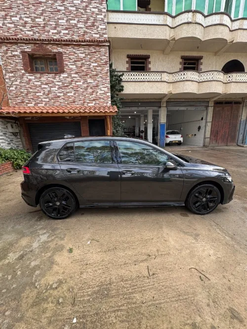 Volkswagen Golf 8 2025 R