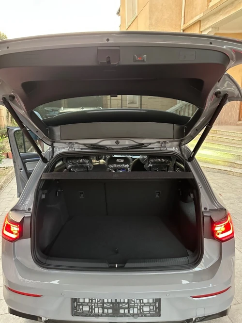 Volkswagen Golf 8 2025 R-Line