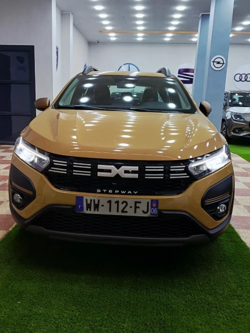 Dacia Sandero 2025 Stepway Expression plus