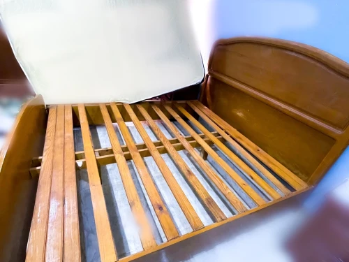 Lit en bois massif solide et durable king size + matelas