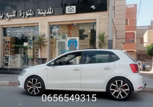 Volkswagen Polo 2015 la carrat
