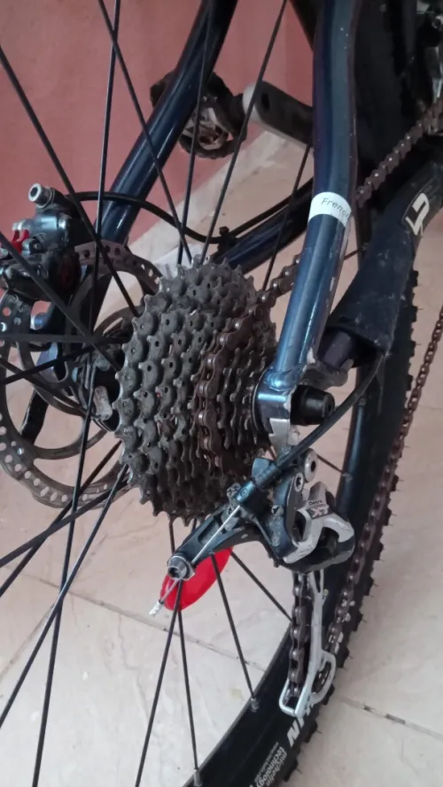 Vélo pro. Lapierre double amortisseur