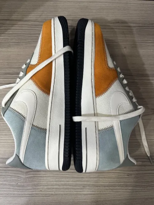Nike air force1 07 lv08 pointure42 orignal 