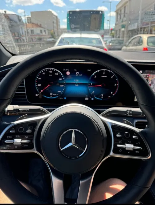 Mercedes GLE 300d 2024 