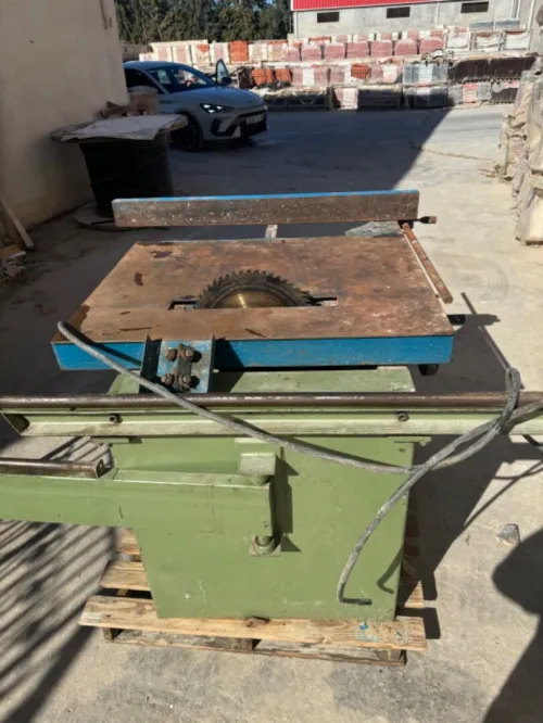 Machine de menuiserie 