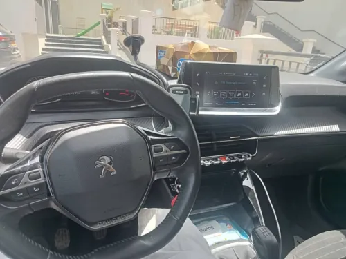 Peugeot 208 2022 1.2 purtech
