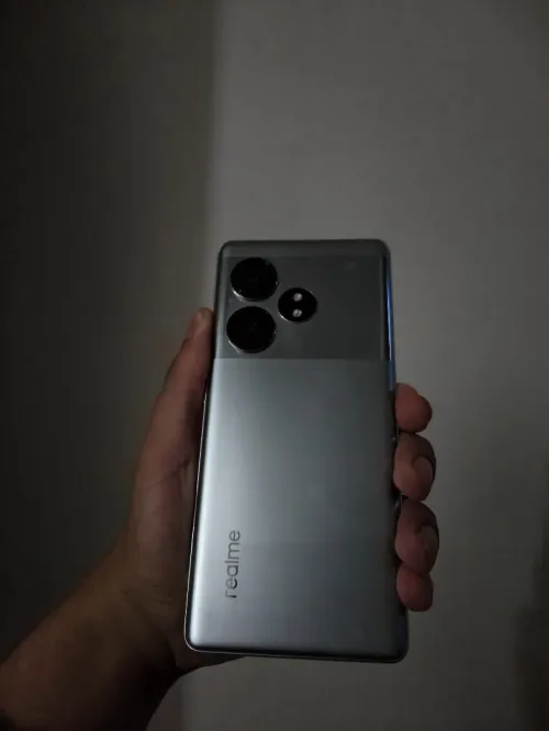 Realme GTI Neo 6se 
