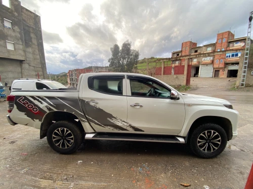 Mitsubishi L200 2022 Doube cabine Evolution