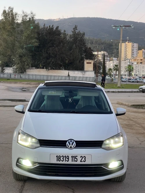 Volkswagen Polo 2015 Cara plus