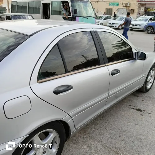 Mercedes W203 2002 C 220