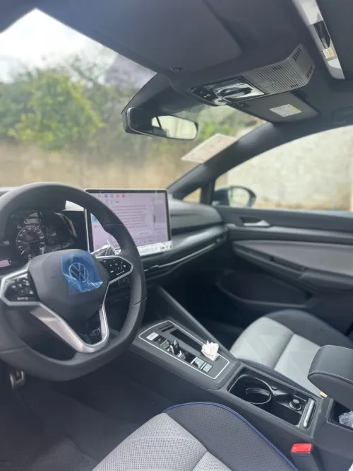 Volkswagen Golf 8 2025 R Black Edition 