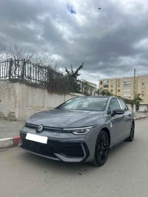 Volkswagen Golf 8 2025 R Black Edition 