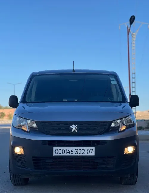 Peugeot K9 2022 