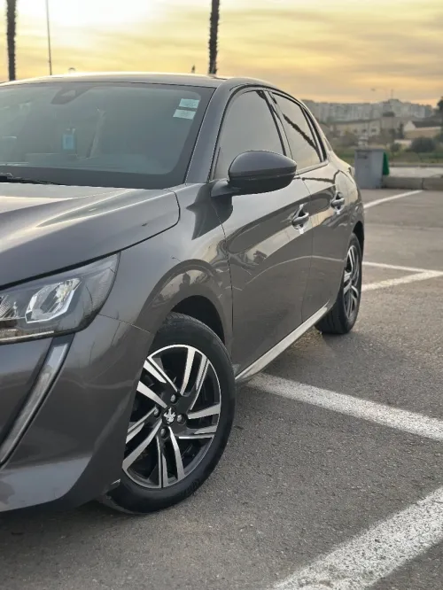 Peugeot 208 2022 Allure