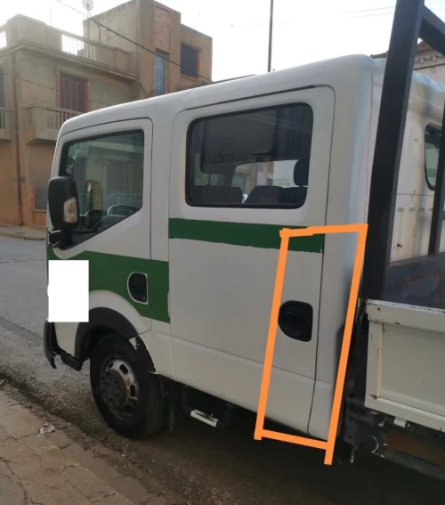 Nissan nt400 double cabinet 2015