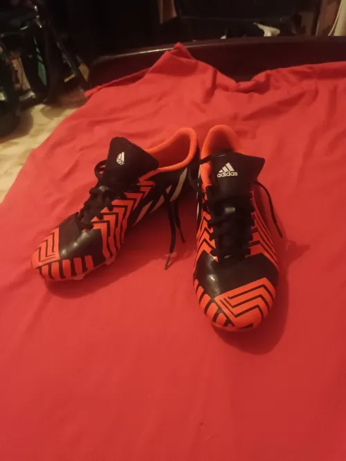 Adidas soulier de foot p42