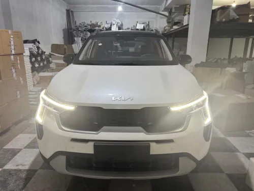 Kia Sonet  2025 Luxury full option