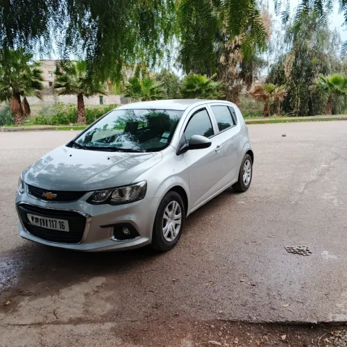 Chevrolet Sonic Hatchback 2017 سيارة جديدة