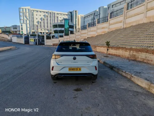 Volkswagen T-Roc 2025 