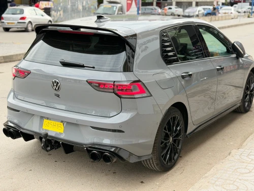 Volkswagen Golf 8 2025 R