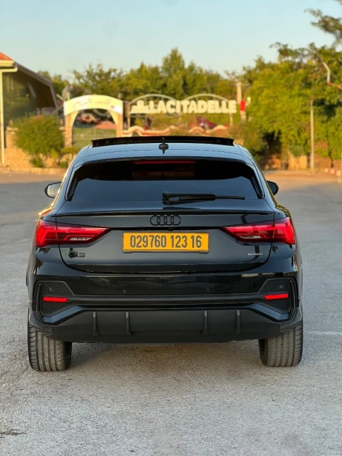 Audi Q3 2023 S line