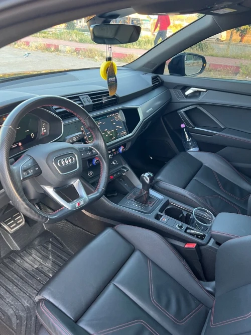 Audi Q3 2023 S line