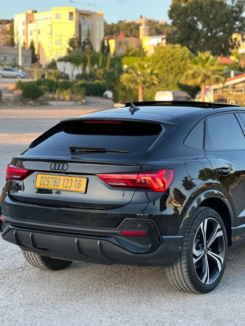 Audi Q3 2023 S line