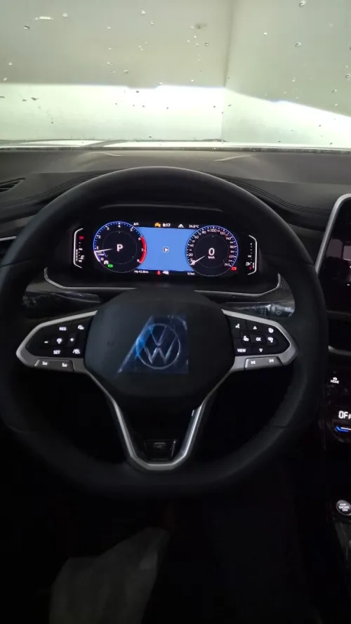 Volkswagen New T-Roc  2026 R-LINE BLACK EDITION