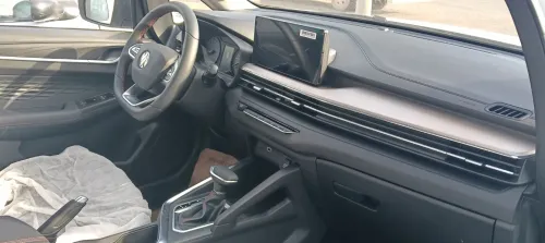 Livan X3 Pro  2026 Boite auto+toit+dashcam