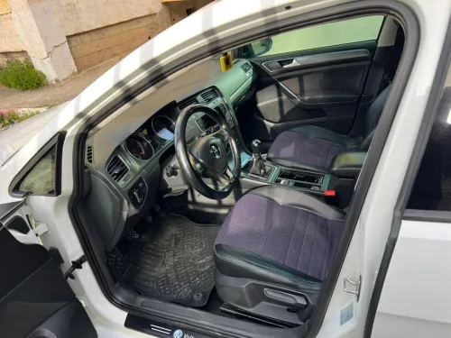 Volkswagen Golf 7 2014 Trendline +